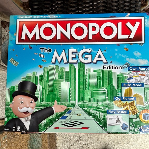 New Monopoly The Mega Edition Board Game - Picture 1 of 3